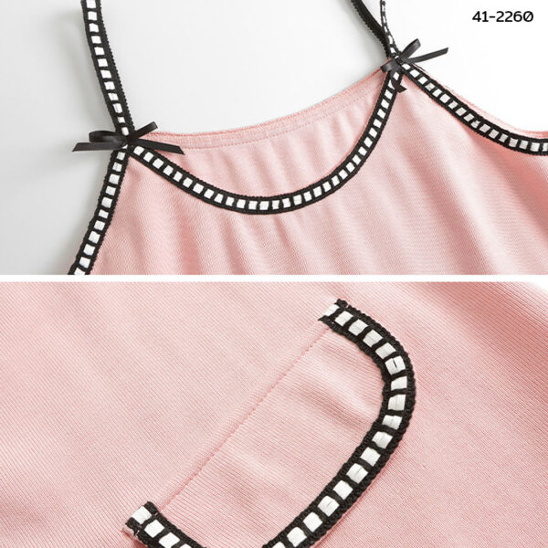 เสื้อคลุมพร้อมเสื้อสายเดี่ยว