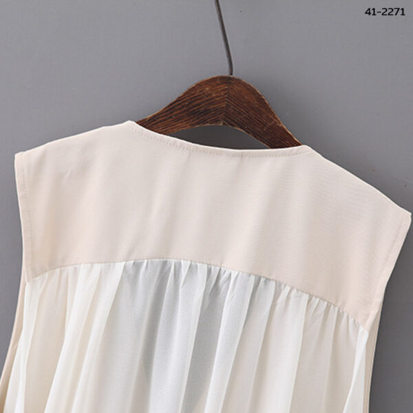 เสื้อคลุมแขนกุด