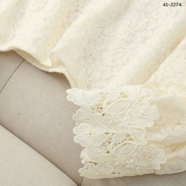 41-2274.11 เสื้อลูกไม้แขนยาว