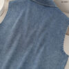 เสื้อยีนส์แขนกุด