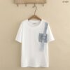 เสื้อยืดคอกลมแต่งผ้ายีนส์