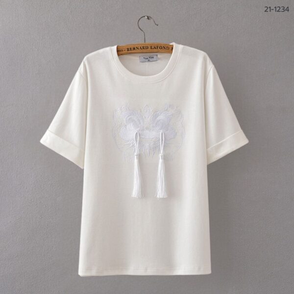 เสื้อยืดคอกลม