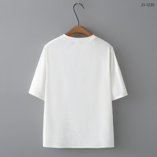 เสื้อยืดคอกลม