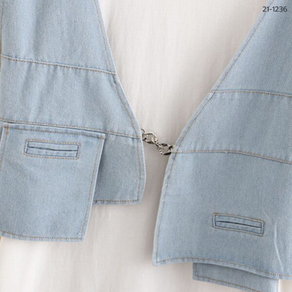 เสื้อยืดแบบยาวแต่งเสื้อกั๊กยีนส์
