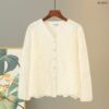 เสื้อลูกไม้คอวี