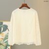 เสื้อลูกไม้คอวี