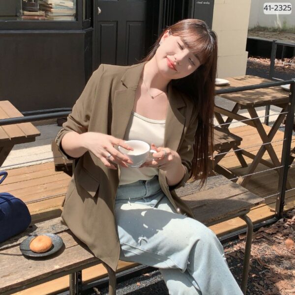 เสื้อคลุมทำงานสีน้ำตาล