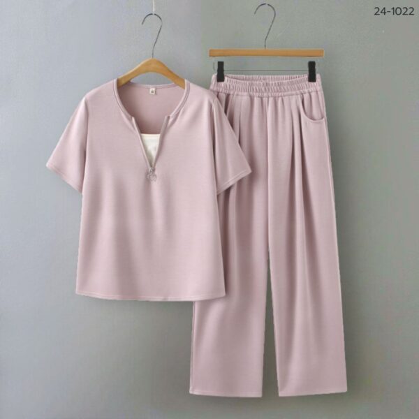 ชุดเช็ตเสื้อกางเกง