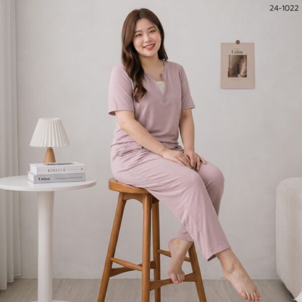 ชุดเช็ตเสื้อกางเกง