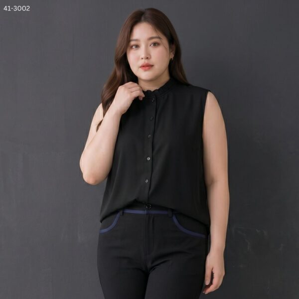 เสื้อแขนกุดคอระบาย