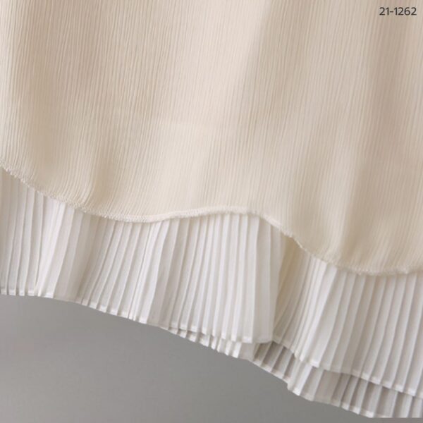 21-1262 (3) เสื้อคอกลมผ้าพลีท