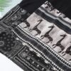 เสื้อยืดคอกลมสีดำ