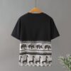 เสื้อยืดคอกลมสีดำ