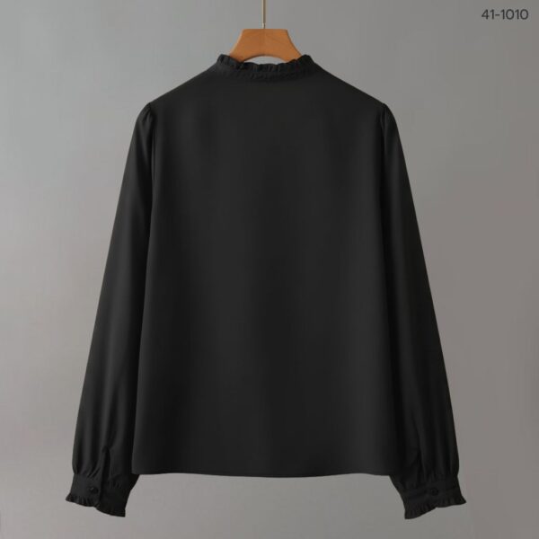 เสื้อทำงานแขนยาวคอระบาย