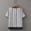 เสื้อคอกลมพิมพ์ลาย