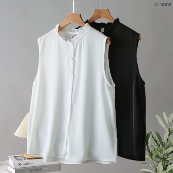 เสื้อแขนกุดคอระบาย