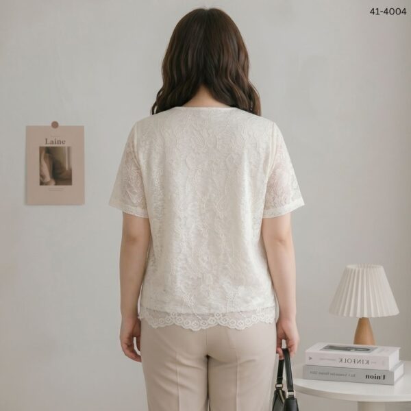 เสื้อลูกไม้แขนสั้น