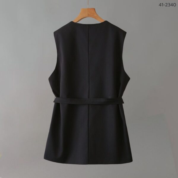 เสื้อคลุมแขนกุด