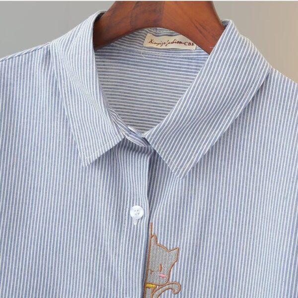 เสื้อเชิ้ตแขนสั้น ปักลายแมว