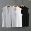 เสื้อแขนกุดคอวี