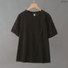 เสื้อคอกลมแต่งกระดุมเฉียง