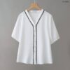 เสื้อลำลองคอวี