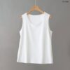เสื้อยืดแขนกุด
