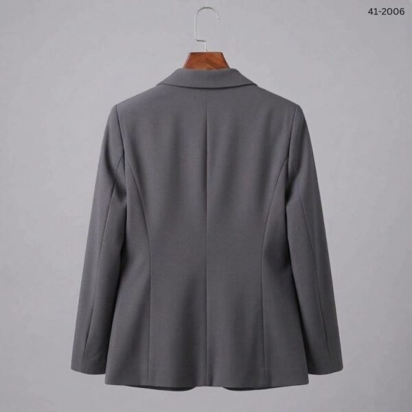 เสื้อสูททำงาน