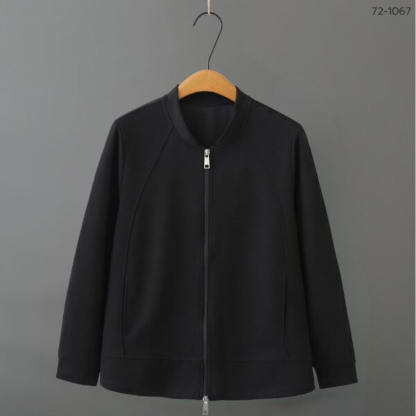 72-1067 (10) เสื้อคลุมแขนยาว